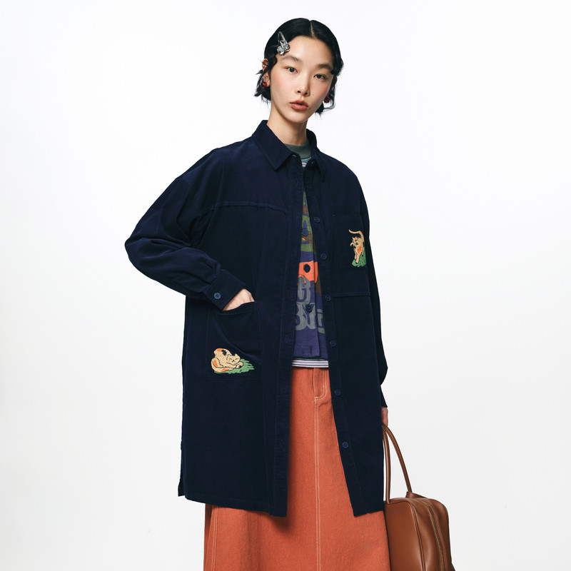 翻领、猫咪绣花、贴袋