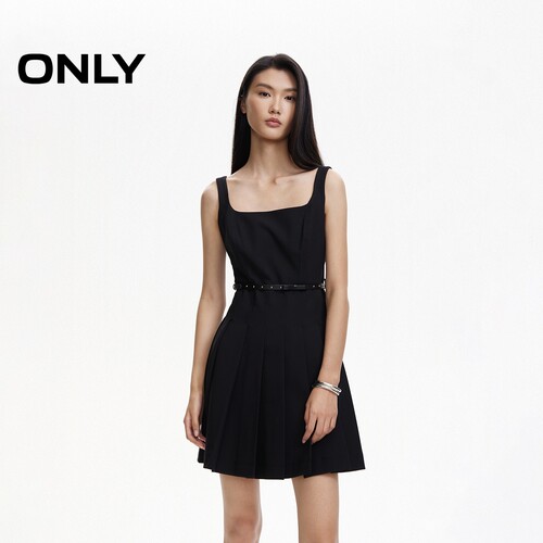 【ONLY奥莱】夏季新款气质显瘦收腰方领百褶吊带连衣裙女