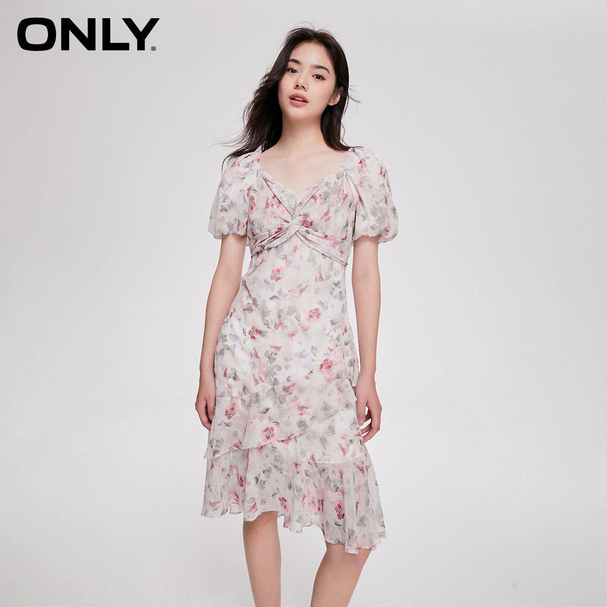 ONLY中裙碎花连衣裙图片