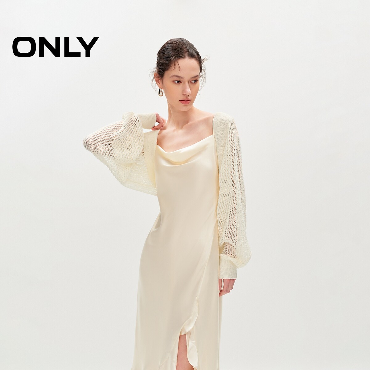 ONLY短款开衫长袖针织衫