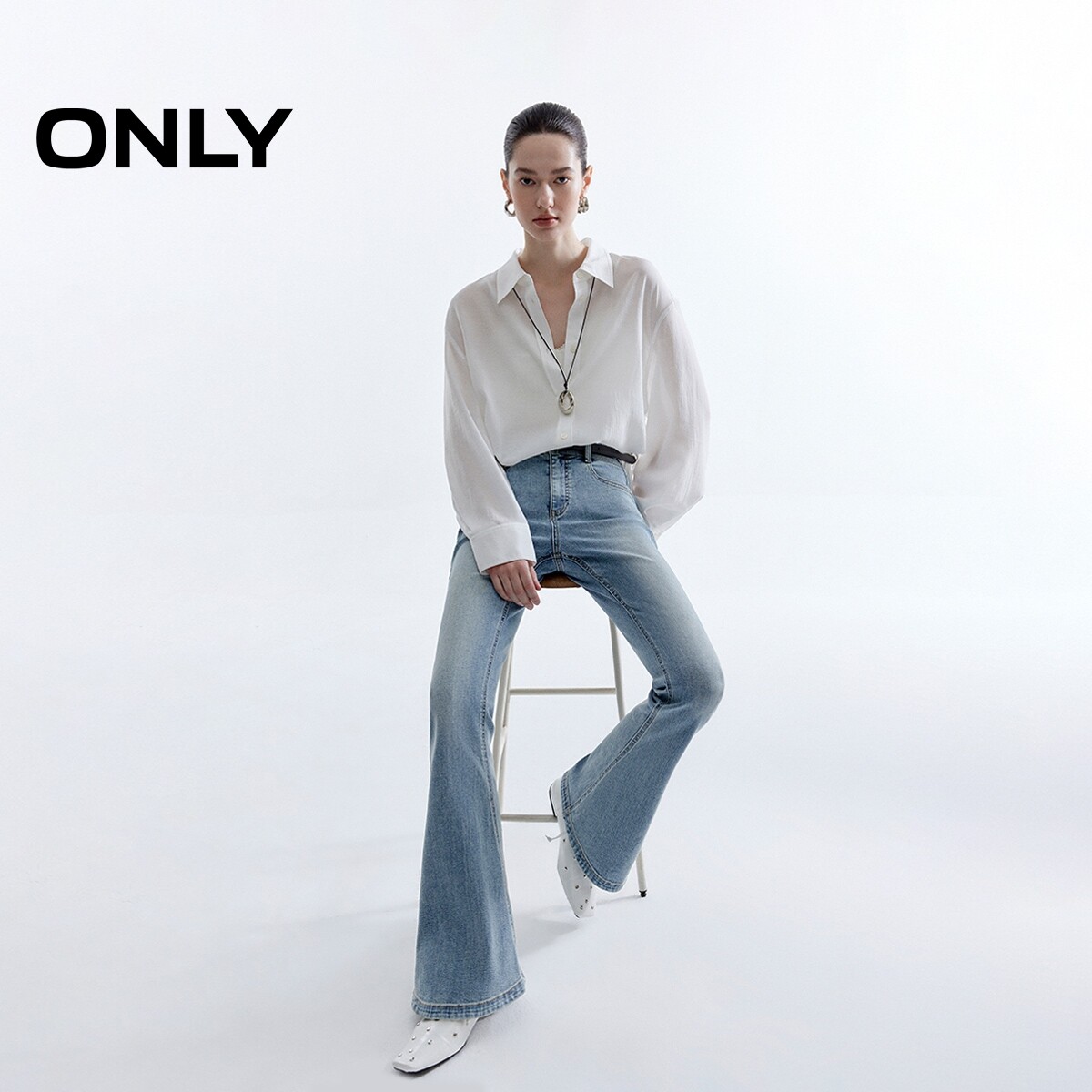 ONLY复古修身高腰喇叭裤牛仔裤图片