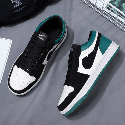 新款莆田男士低帮板鞋子男款潮鞋黑绿红白色男生学生百搭运动鞋女