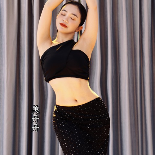 悦梦风璐肚皮舞服装新款性感黑色烫钻上衣半身裙女演出服套装