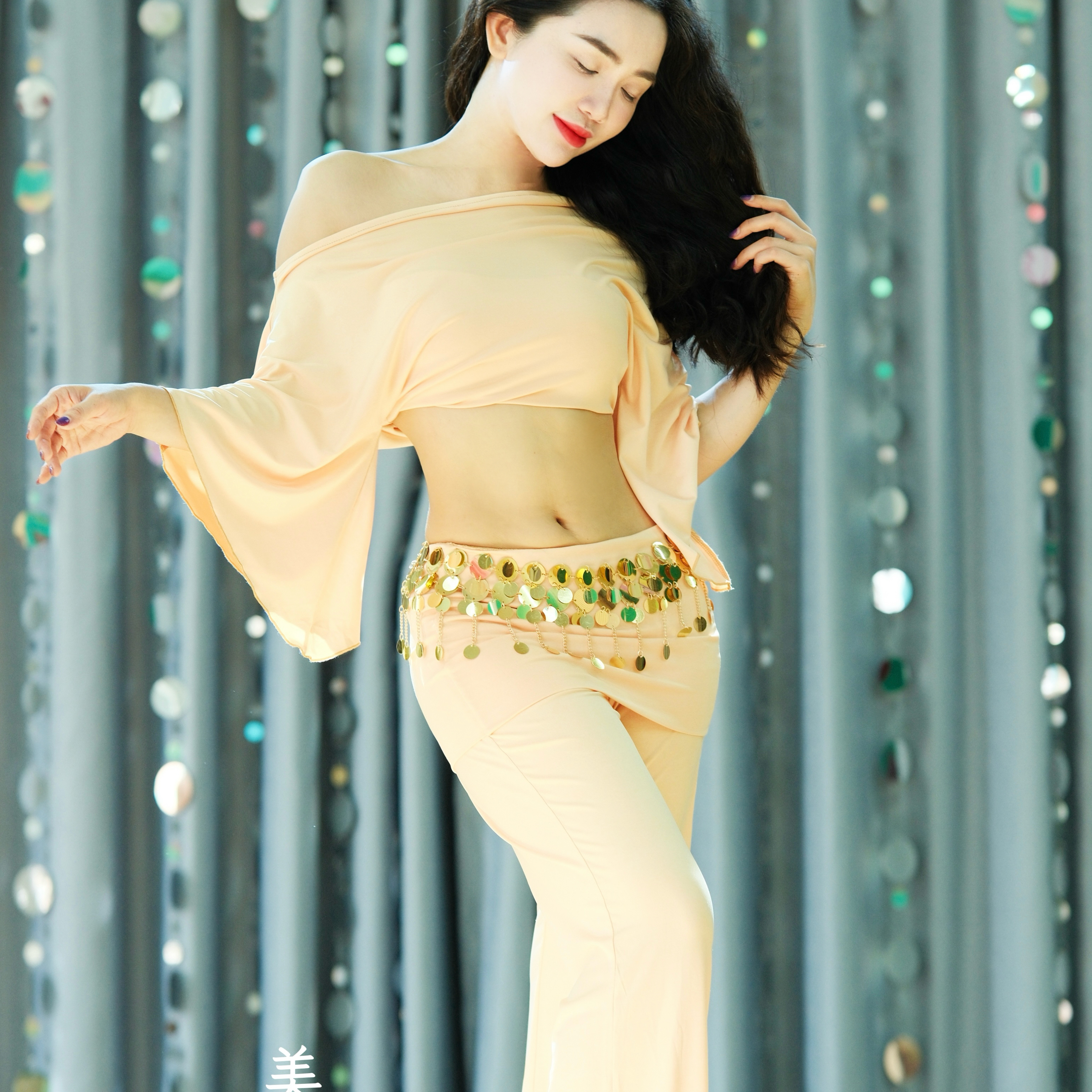 悦梦风璐肚皮舞新款套装演出服班服气质练功服显瘦初学瑜伽