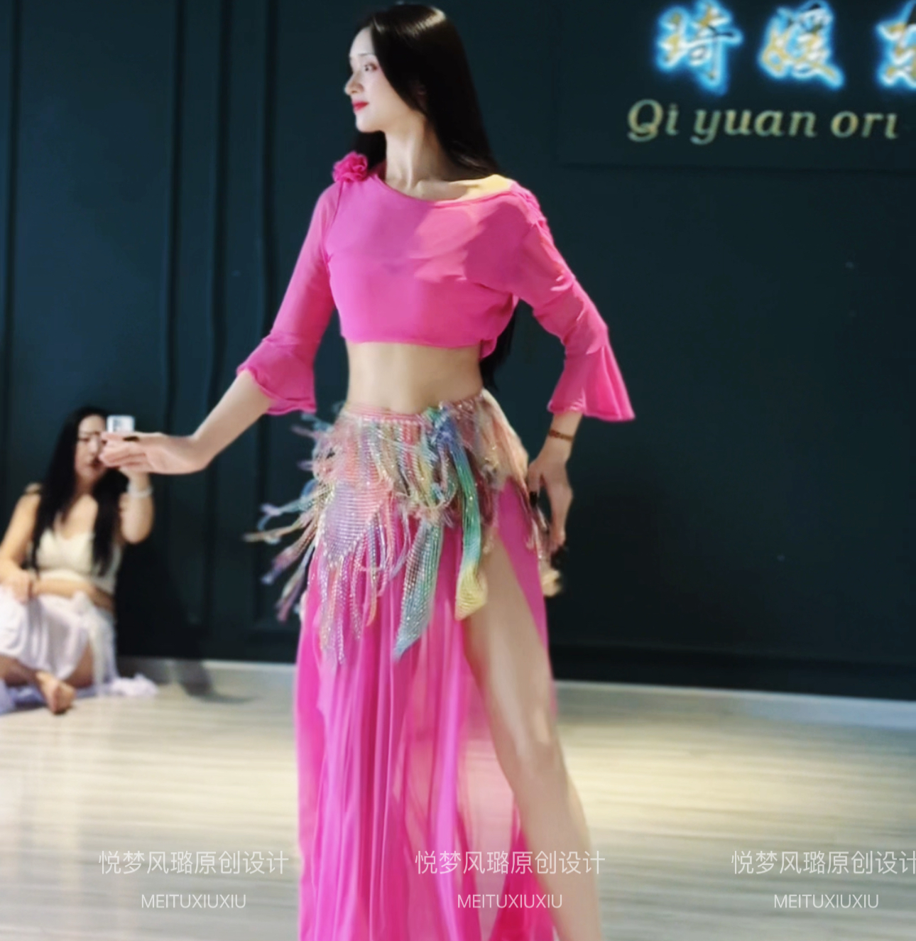 悦梦风璐肚皮舞新款套装演出服班大码性感气质仙女埃及公主