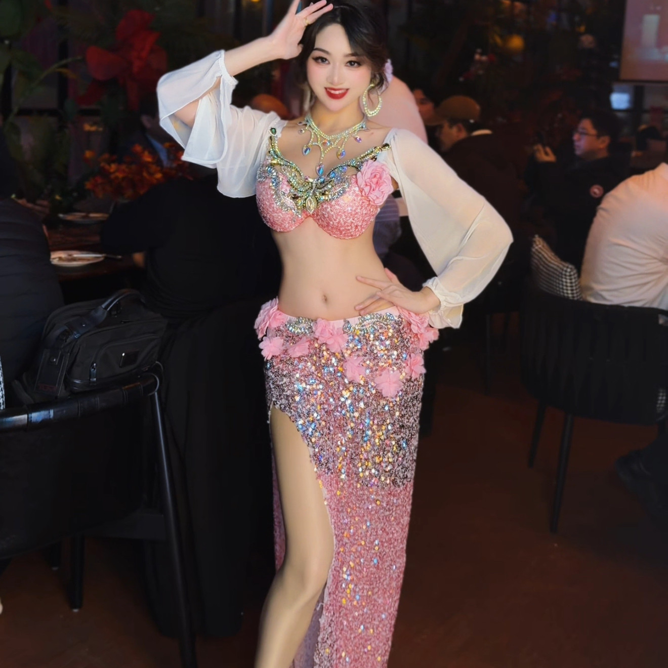 悦梦风璐肚皮舞新款套装演出服班服气质练功服显瘦初学粉色鱼尾裙