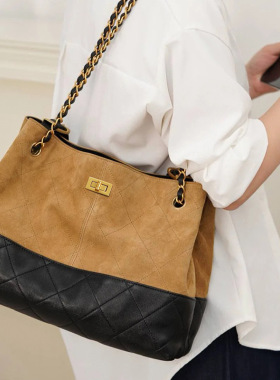 Tote Bag Large Capacity Female Rhombus Leather Slung Bucket