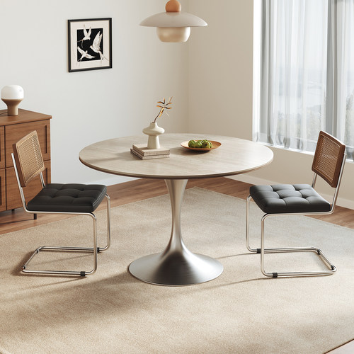 一眼钟情的小圆桌品质好做工精细