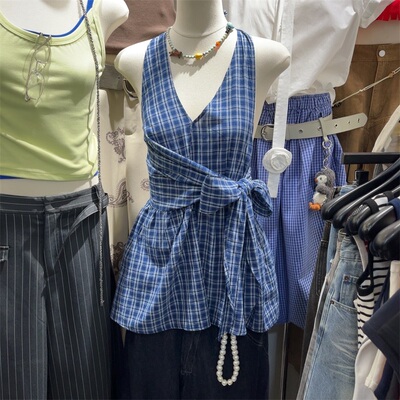 时尚减龄格子挂脖系带背心上衣