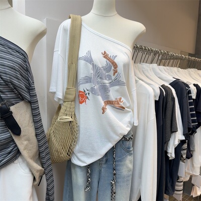 时尚斜领休闲百搭印花短袖上衣