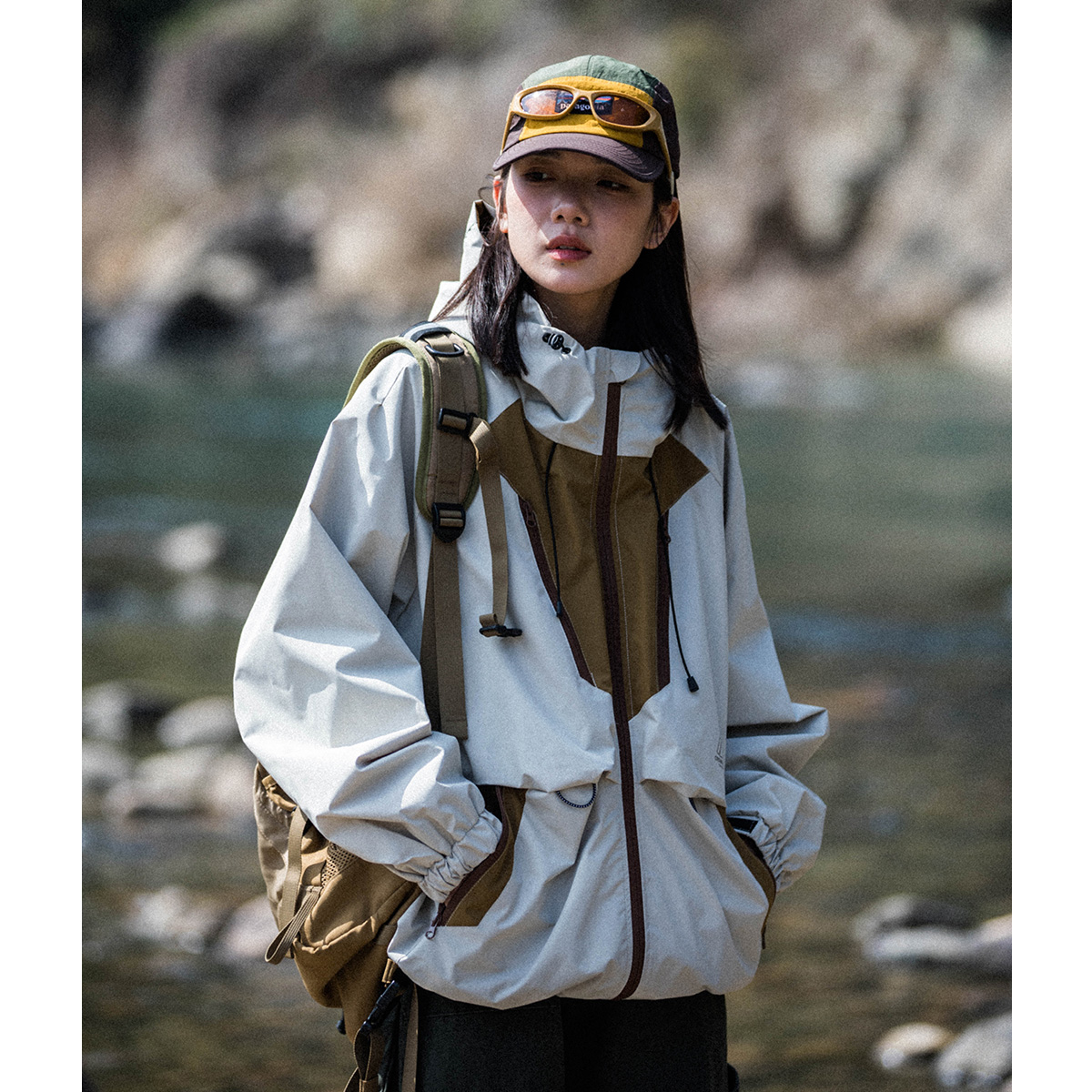 MountainValley春季户外拼色连帽冲锋衣男女防水夹克外套潮