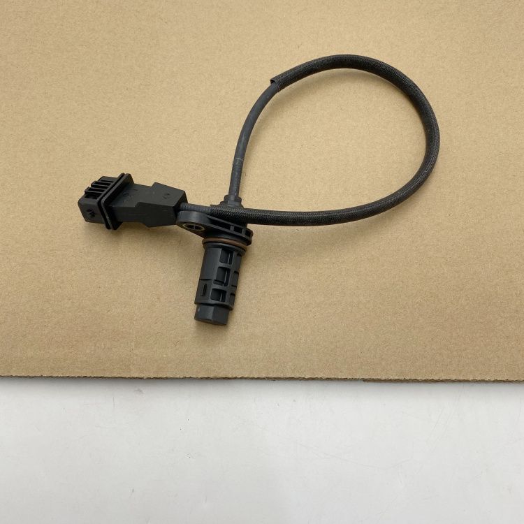 适配现代09-12款新胜达新索兰托2.4新佳乐曲轴位置传感器原车包邮