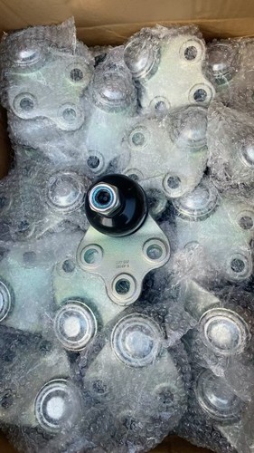 适用于广汽传祺GS4下支臂球头摆臂球头三角悬挂臂下球头品牌全新