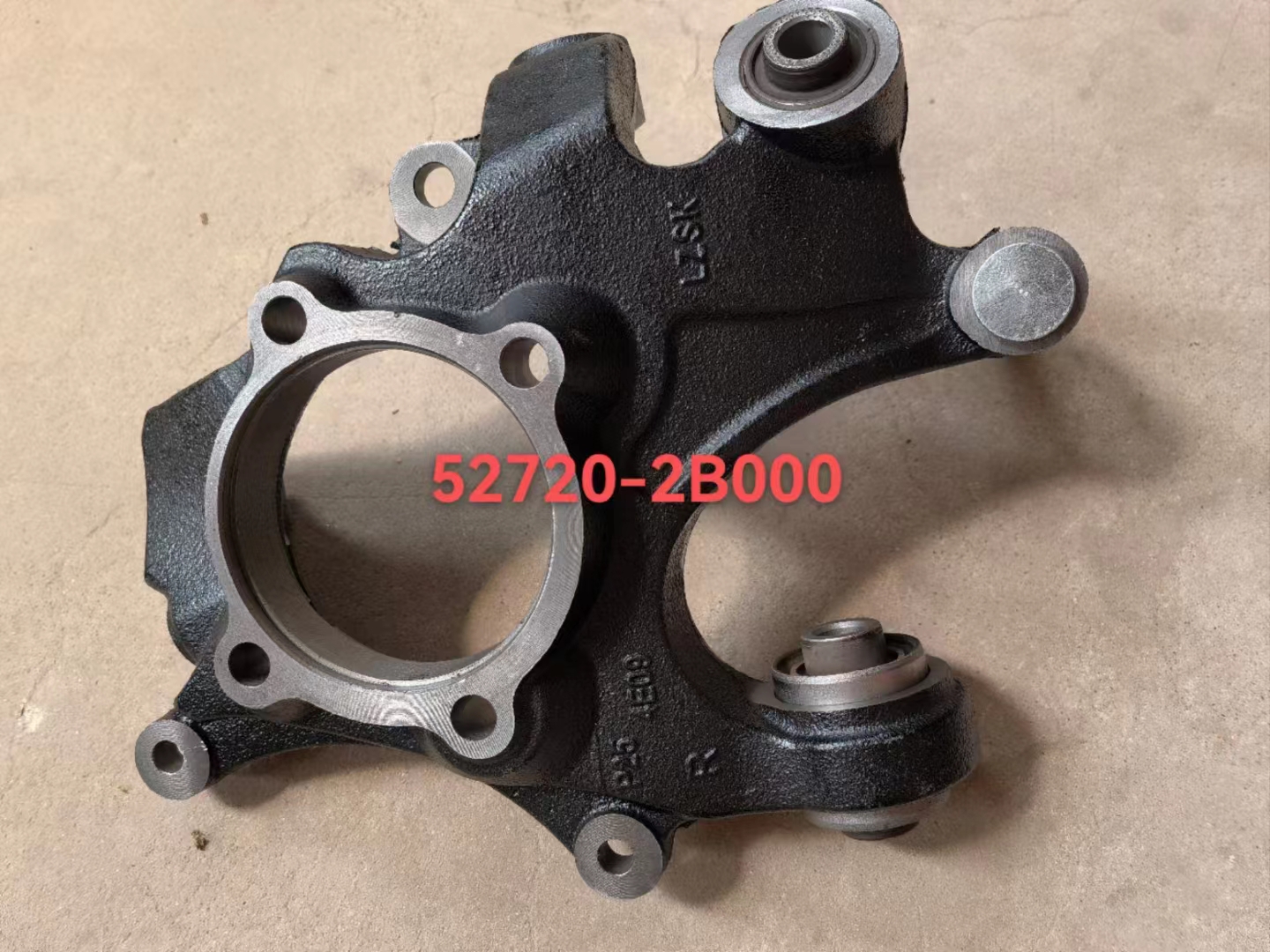 韩国进口现代07-10款新胜达2.7维拉克斯前后轮轴左右转向节羊角