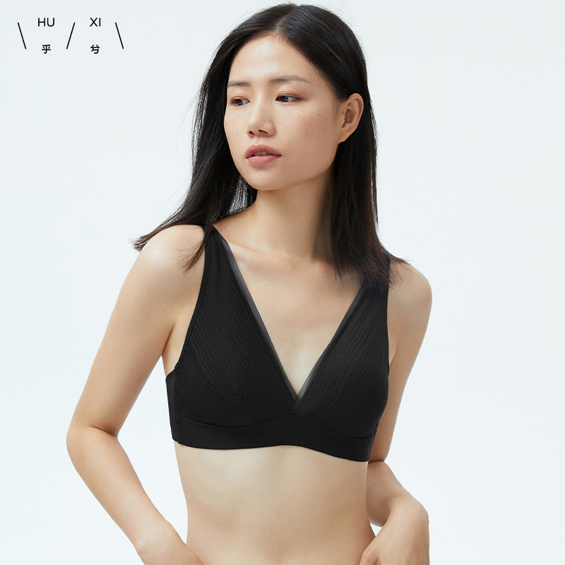 软塑无托背心式文胸固定杯
