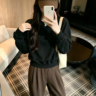 黑色圆领短款无帽卫衣女韩版宽松小个子秋冬新款高级感穿搭上衣潮
