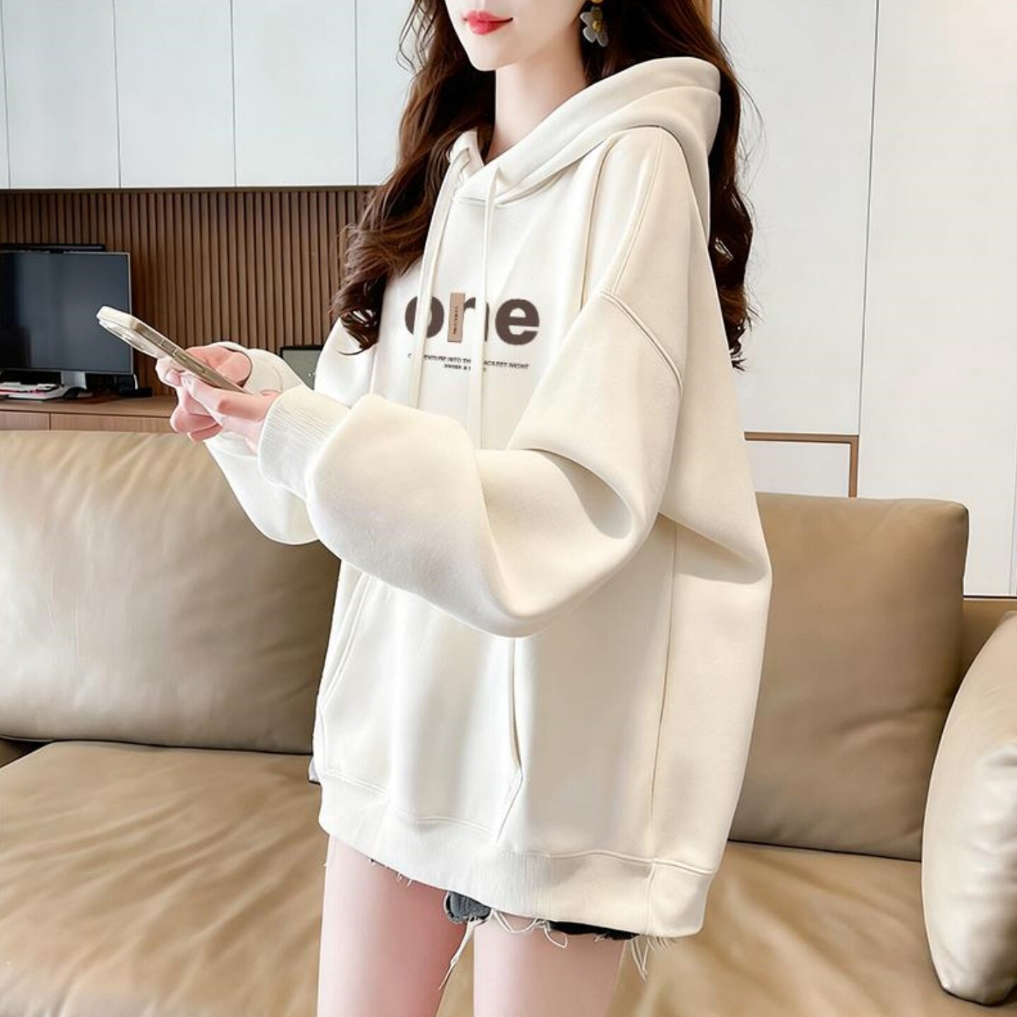 白色卫衣女保暖秋冬季2025新款爆款欧货大版连帽外套加绒加厚帽衫