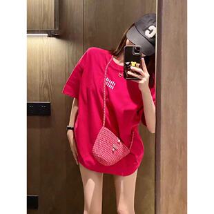 宽松遮肚子百搭休闲 中长款 2026春夏新款 火龙果色字母印花T恤短袖