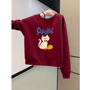 可爱猫咪印花圆领短款卫衣女秋冬保暖加绒加厚宽松酒红色长袖上衣