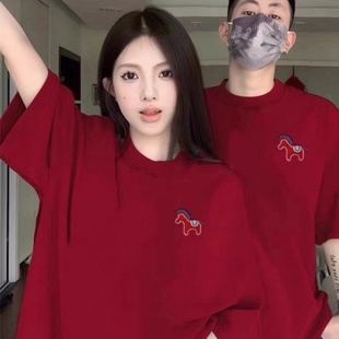 2026年马图案的短袖酒红色本命年大码情侣t恤高级感纯棉过年穿搭