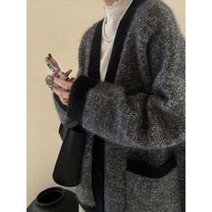 老钱风深灰色混织V领大毛衣开衫慵懒高级感宽松针织外套2025秋季，商品下架区，岚润乐美服饰
