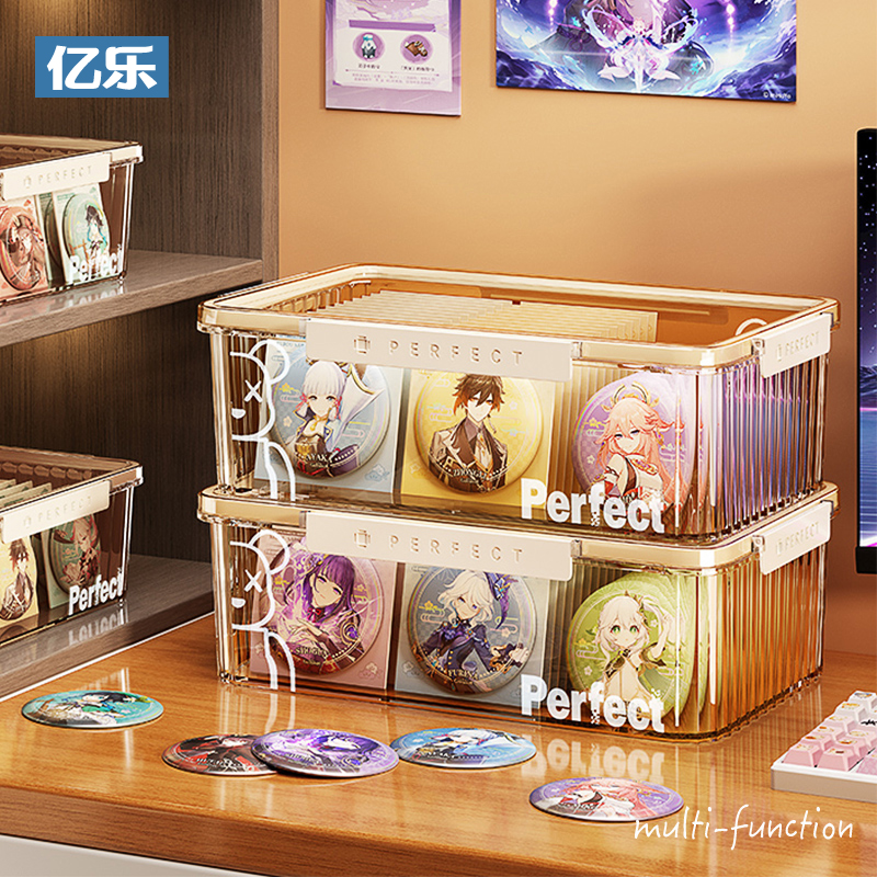 吧唧收纳盒亚克力透明置物架日式带盖密封徽章周边谷子防尘展示盒