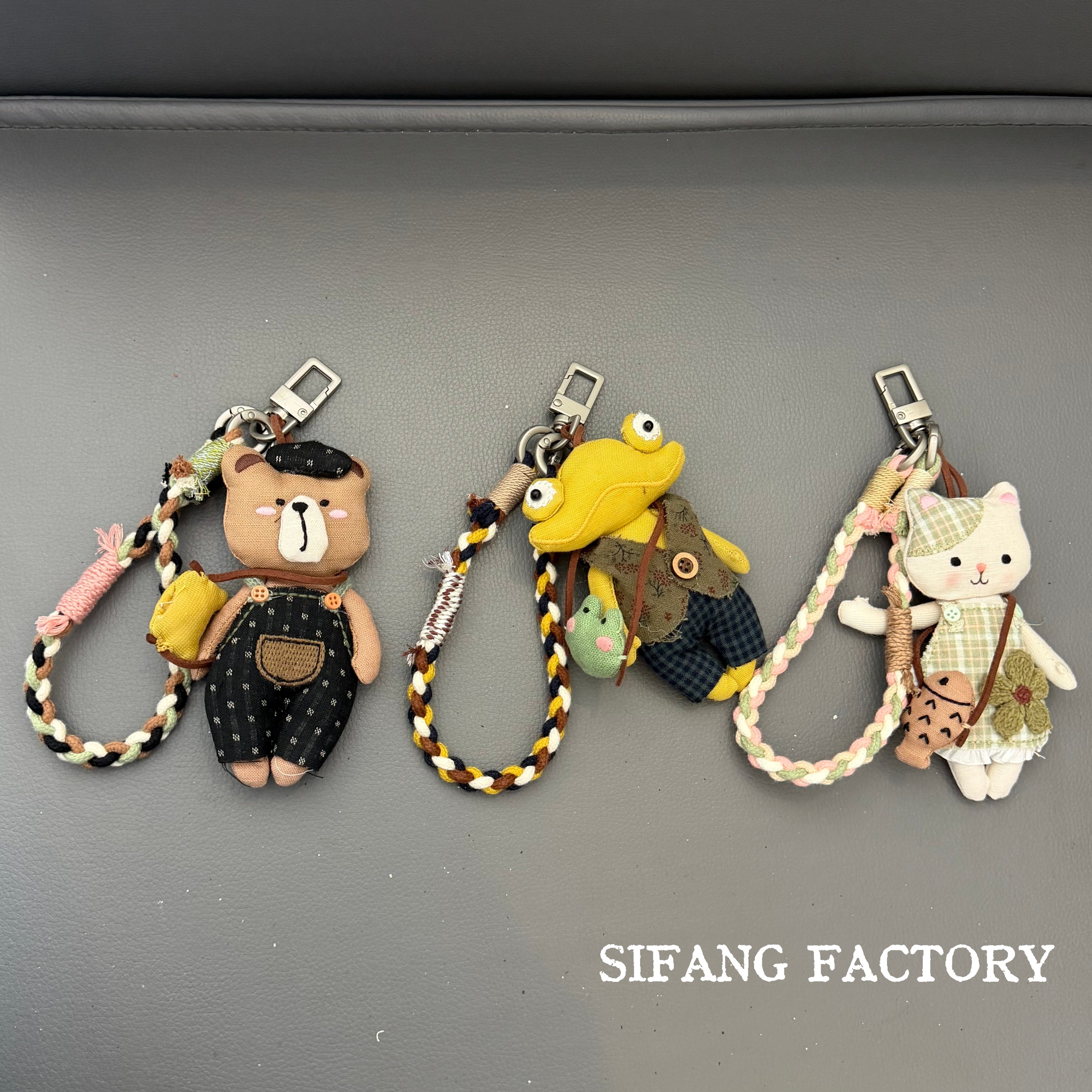小熊青蛙卡通小熊车钥匙扣链条手机壳挂件包包挂饰书包挂绳气质