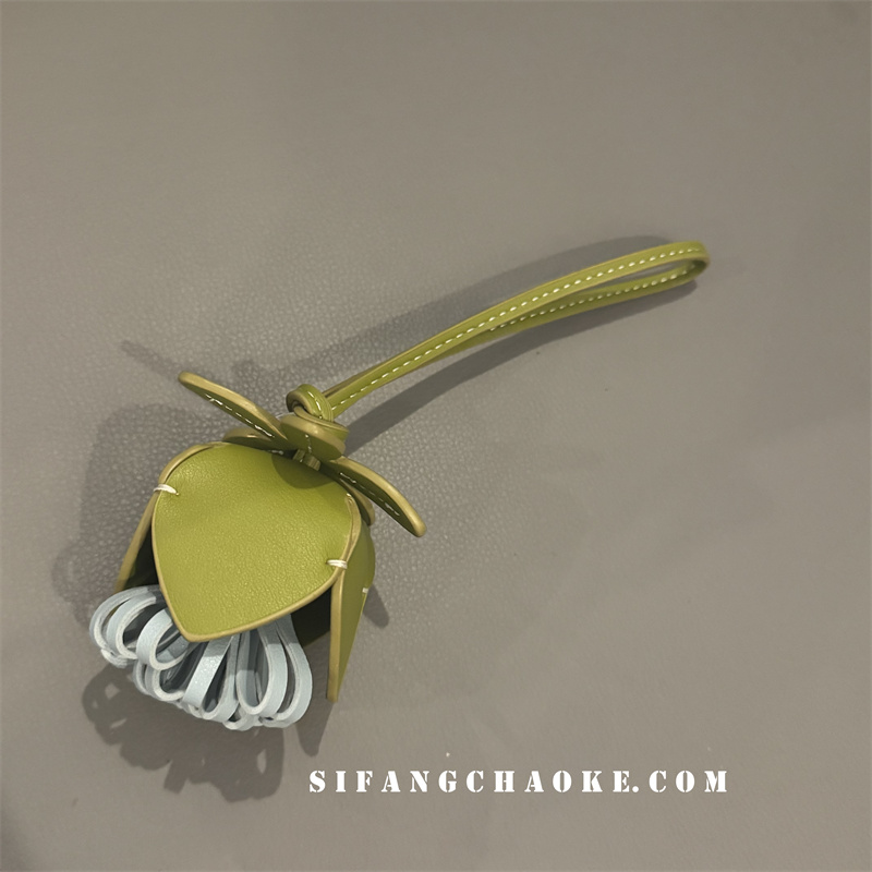 花朵车钥匙扣包包挂件书包墨绿色早秋链条手机壳挂饰创意