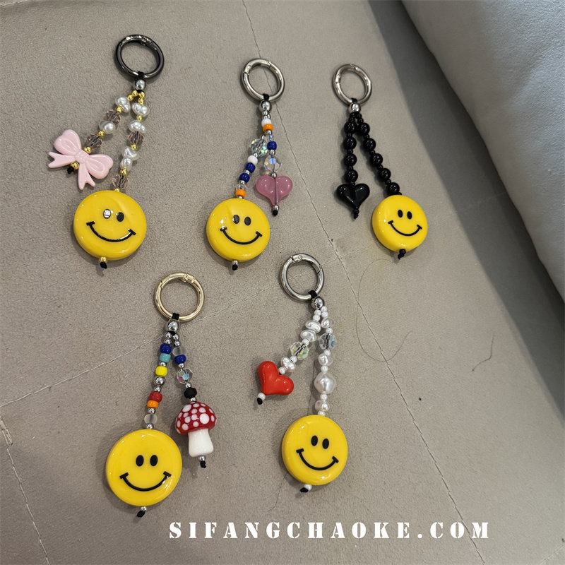 日韩风笑脸包包挂件可爱创意车钥匙扣精致女孩包包手机挂绳,节庆用品/礼品,钥匙扣,淘宝优惠券,粉丝福利购,淘宝优惠卷