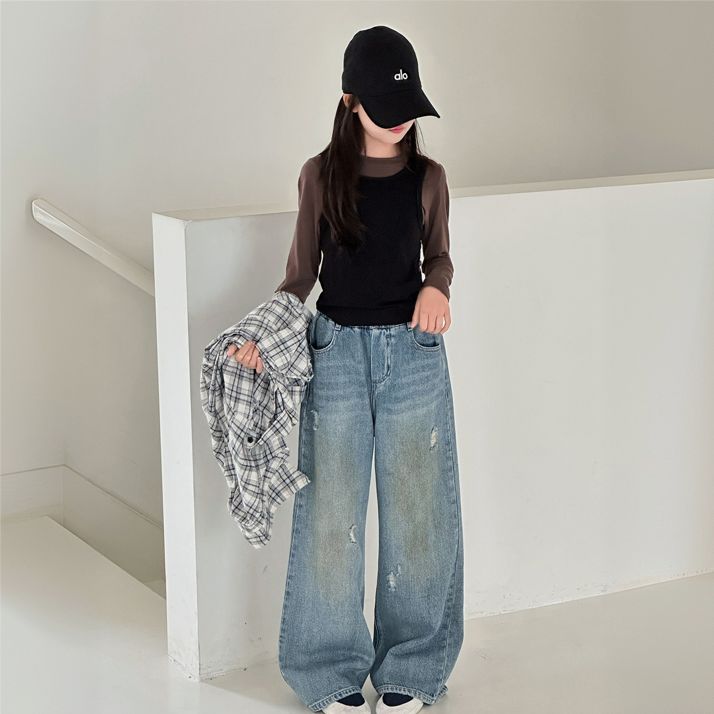 女童牛仔裤秋季洋气直筒裤子童裤