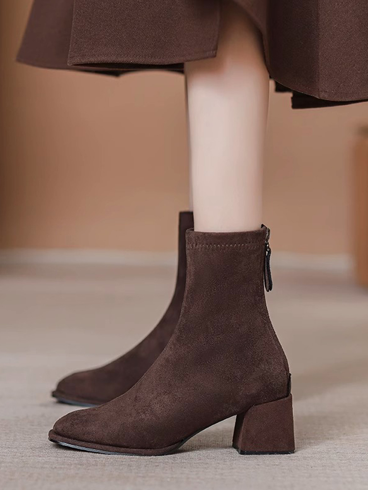 高跟短靴女2025新款秋冬季气质绒面方头粗跟配裙子棕色弹力瘦瘦靴