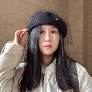 网纱带钻女士羊毛贝雷帽礼帽拍照好看显脸小秋冬黑色帽子高级感