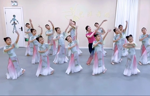 豆花老师抖音同款冠玉儿童舞蹈服古典舞演出服中国风飘逸身韵练功