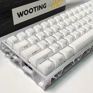 Wooting果冻水晶侧刻爱心键帽