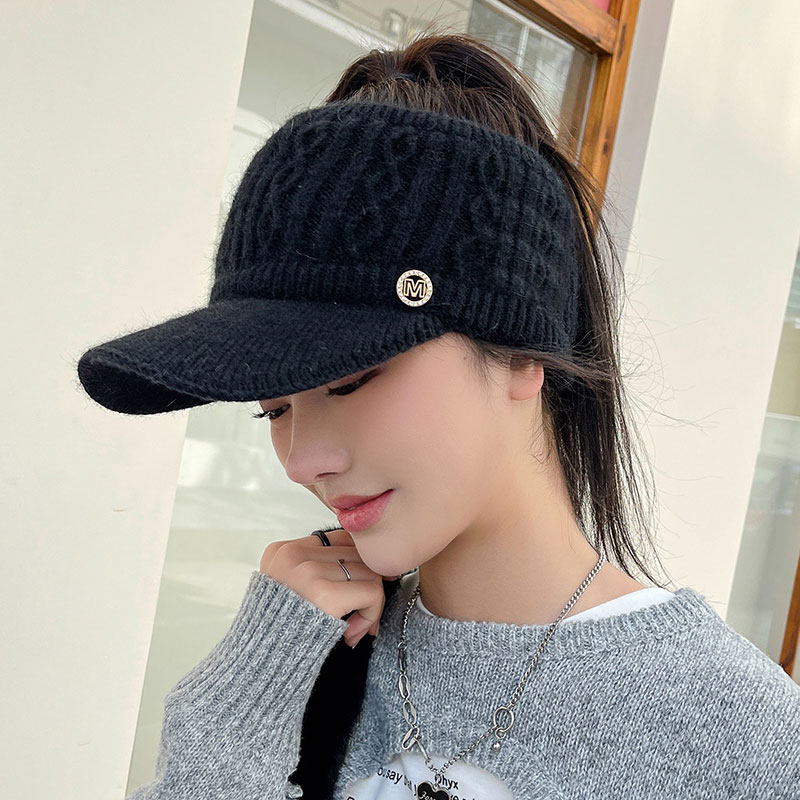 针织空顶帽女秋冬季运动竖格纹露马尾发箍学生跑步休闲鸭舌毛线帽