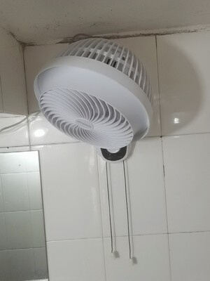 壁扇空气循环扇家用厨房卫生间摇头壁扇挂壁免打孔电风扇壁挂电扇
