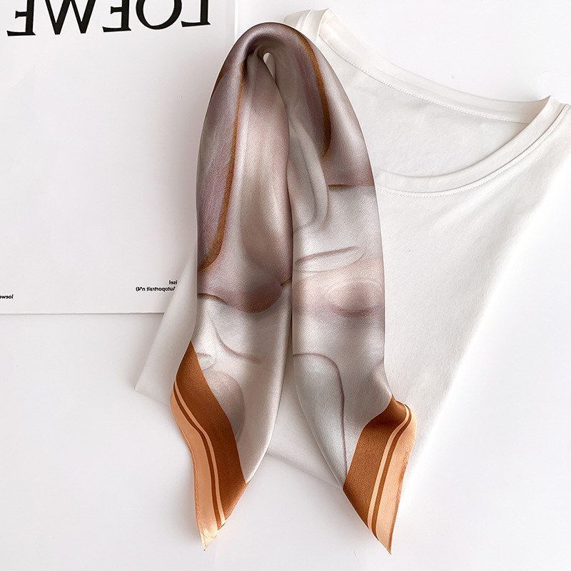 减龄时尚真丝小丝巾女春秋季围巾