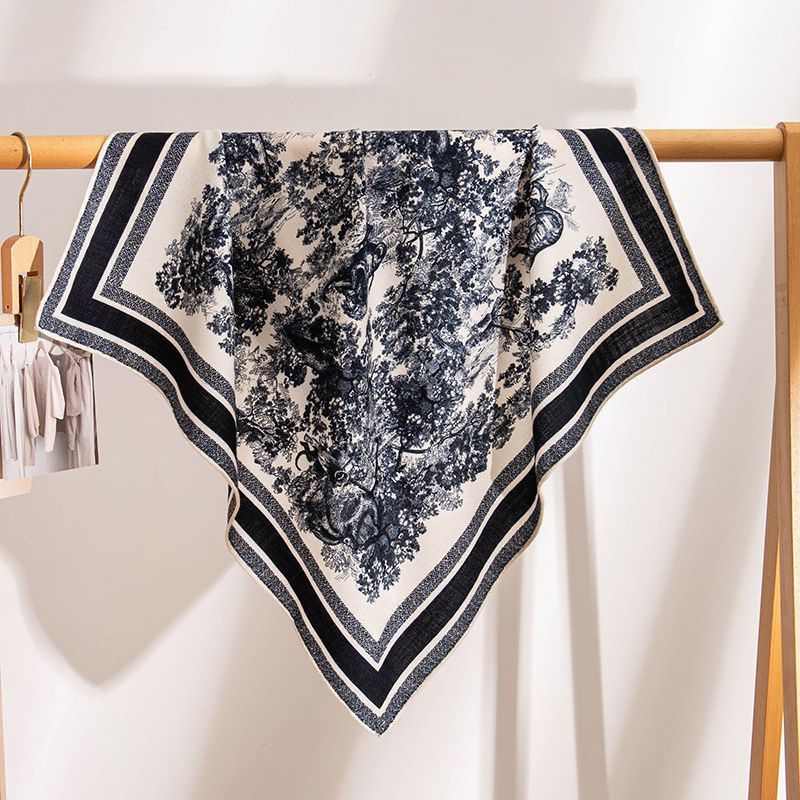 丝毛动物世界羊毛围巾真丝丝巾