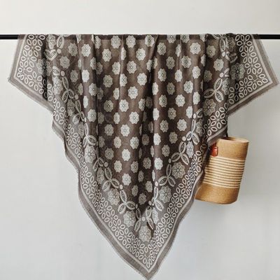 秋冬百搭民族风大方巾时尚洋气