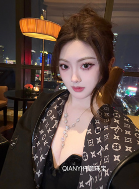 QIANYI仟意珠宝【闪耀系列】白富美满钻繁花锦簇璀璨多花长项链女