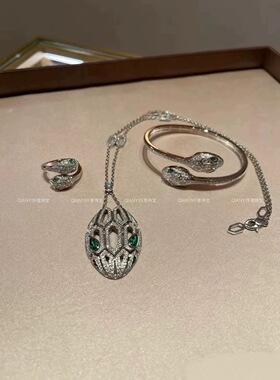 QIANYI仟意珠宝【灵蛇系列】老钱风贵气奢华满钻蛇头镶嵌锆钻项链