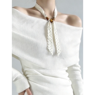 串珠波点细长条丝巾女系脖高级感颈饰百搭围巾2026春季新款配衬衫