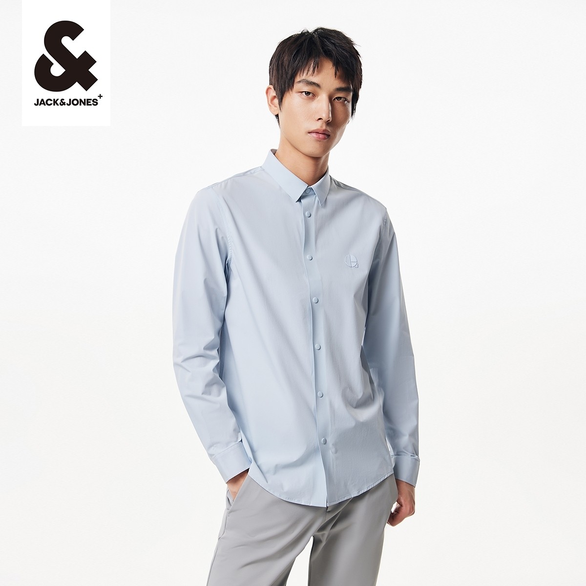 杰克琼斯2024春季新款男士直筒翻领logo胶印长袖纯色衬衫男款
