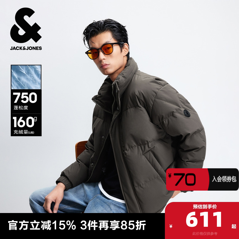 略宽松版型；拉链摁扣双门襟；单侧胸兜