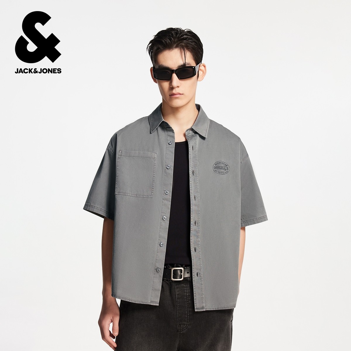 杰克琼斯男装夏季新款纯棉舒适字母胶印日常休闲翻领宽松短袖衬衫