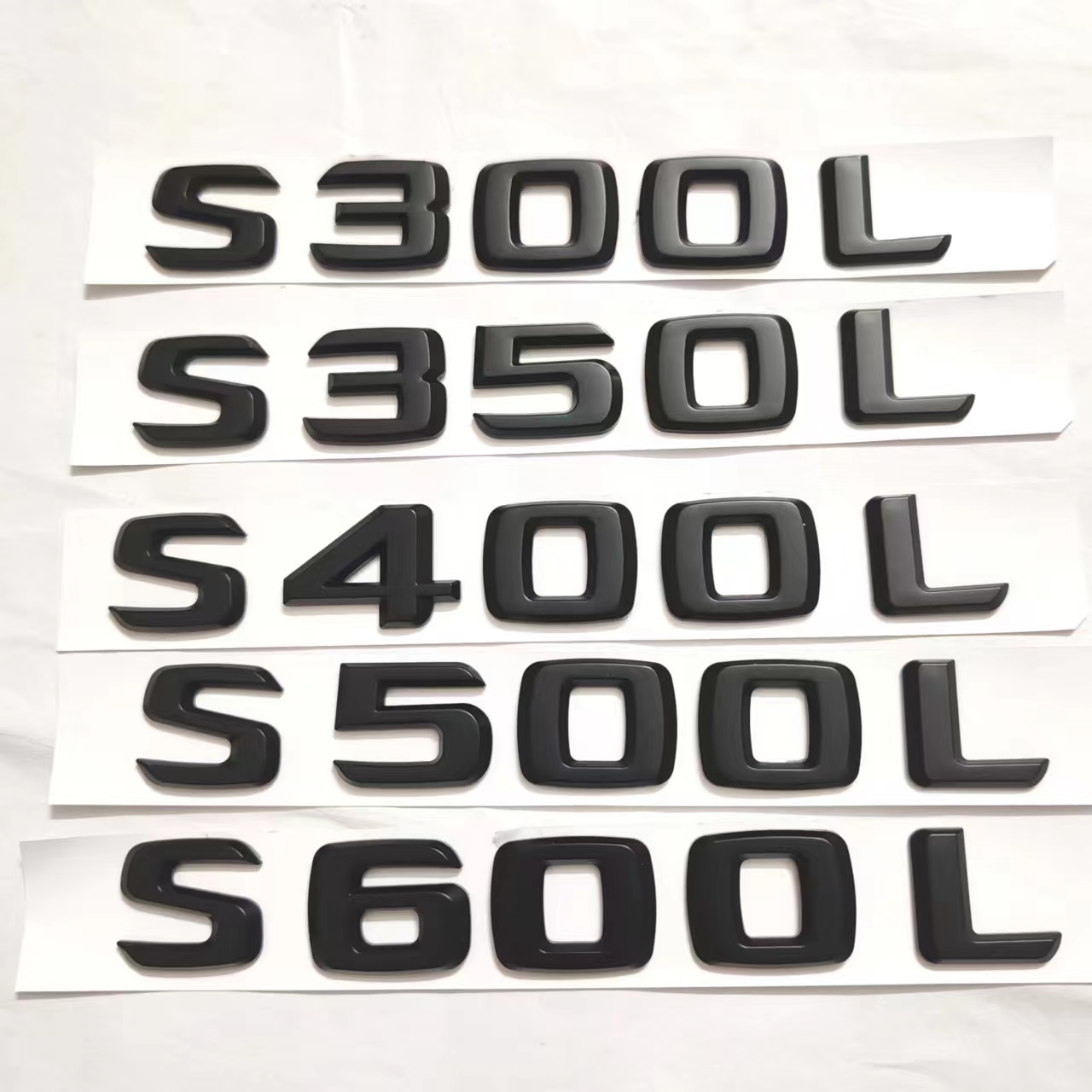 适用于老款奔驰S级S350L S400L S500LS600L车标改装黑色后尾标V12