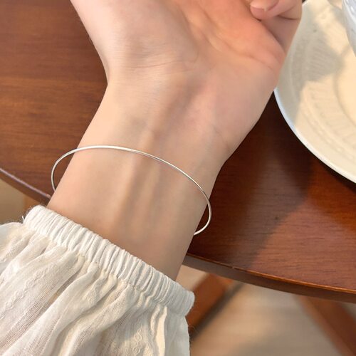 999足银线圈手环女简约百搭轻奢