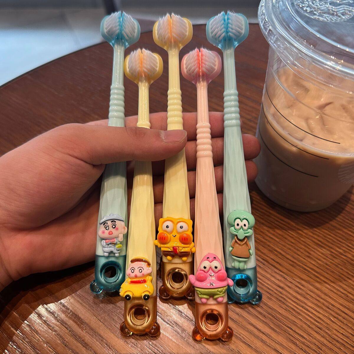 七d卡通儿童牙刷三面超细