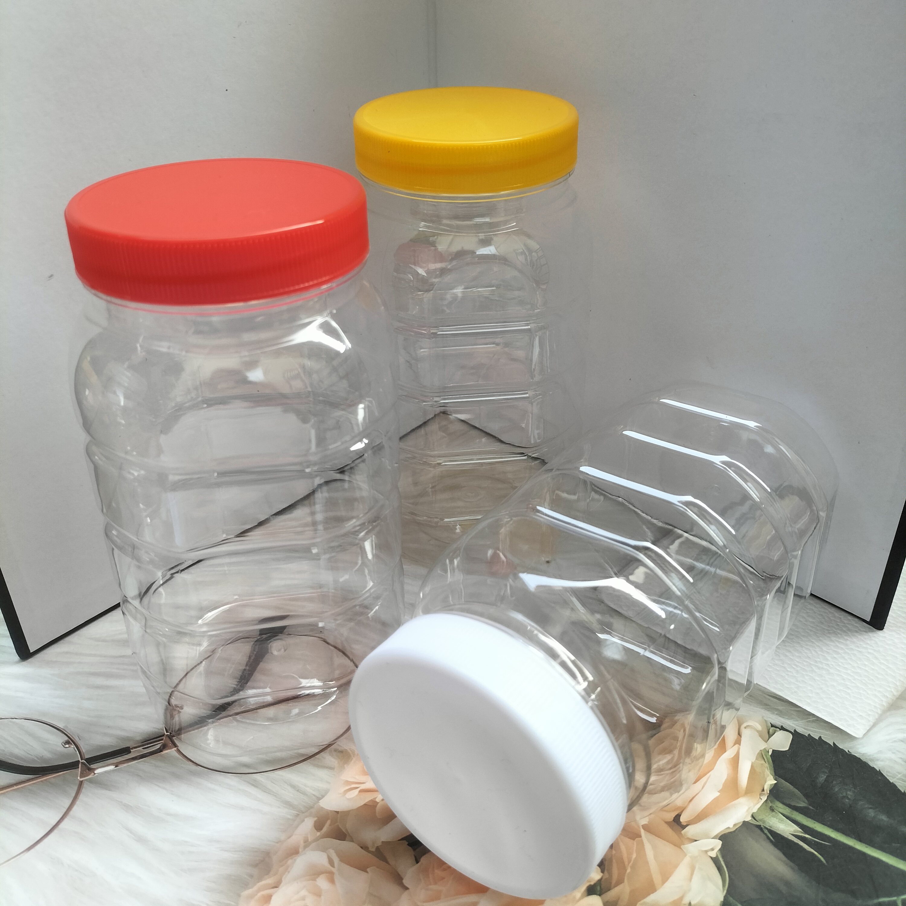 大号720ml蜂蜜瓶塑料瓶子柱形加厚透明密封罐包装罐干果辣椒酱瓶