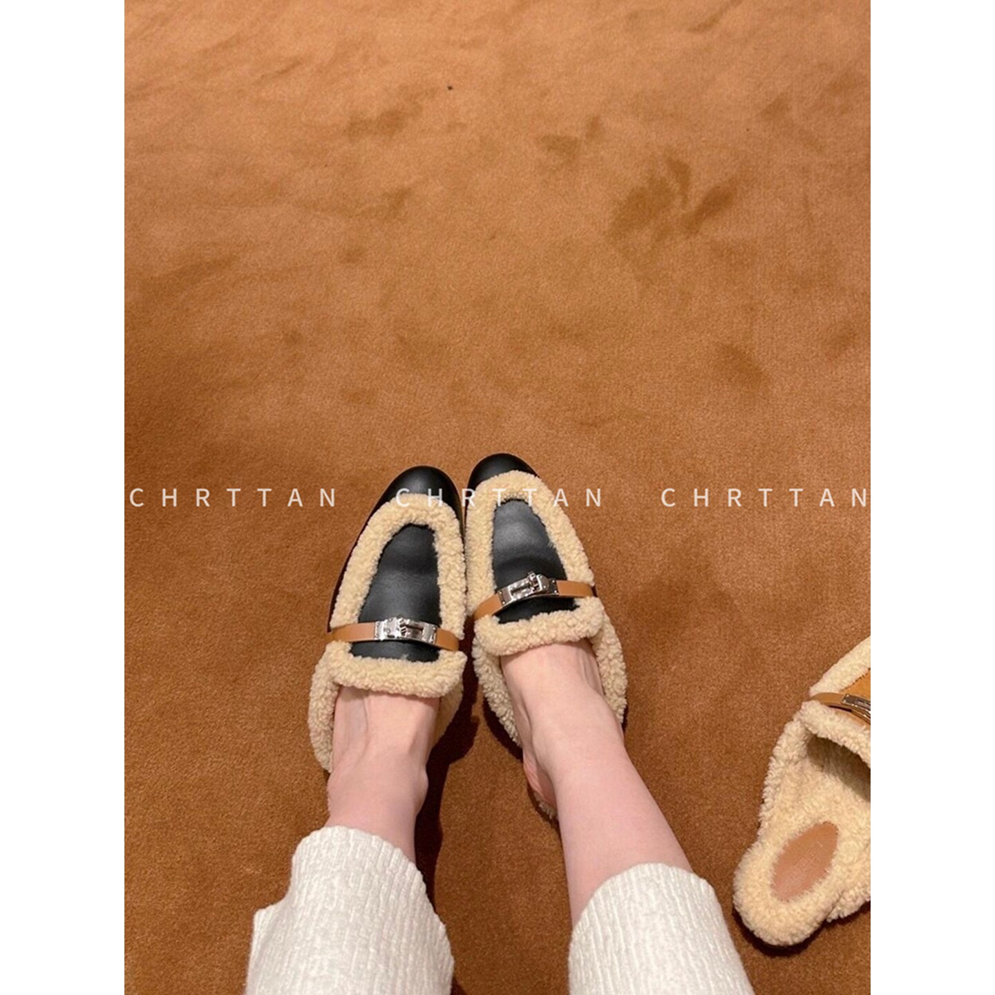 CHRTTAN 出门简单又出彩!26FW 圆头皮毛一体金属扣毛绒半拖鞋 女
